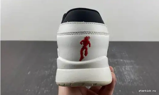 FZ8117-102 TR Jumpman Jack Scott Jordan Travis 0513